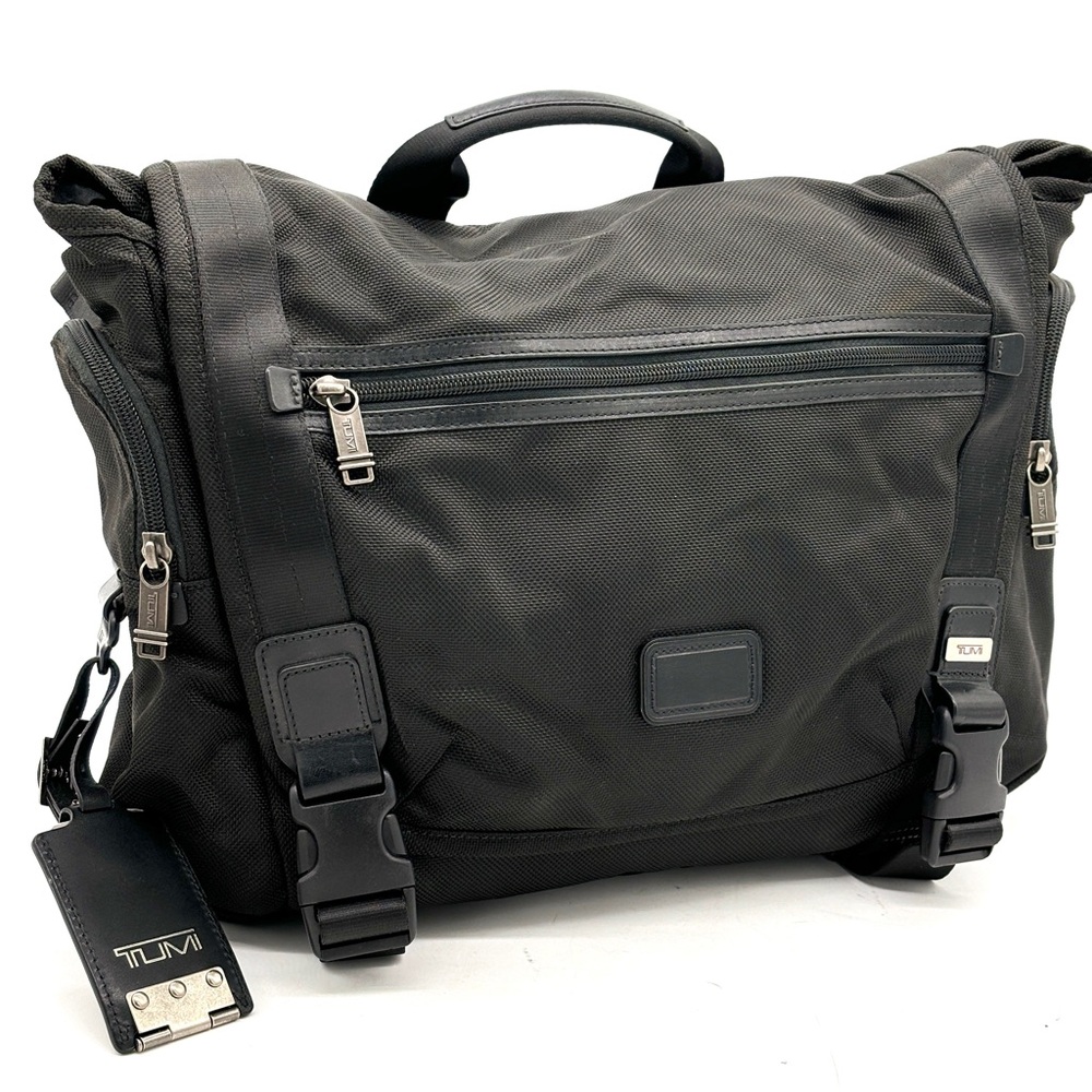Tumi Alpha Bravo Benning Deluxe Black Messenger Shoulder Bag